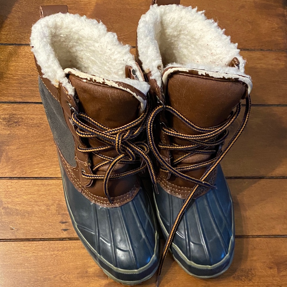 High Sierra snow/ rain Boots